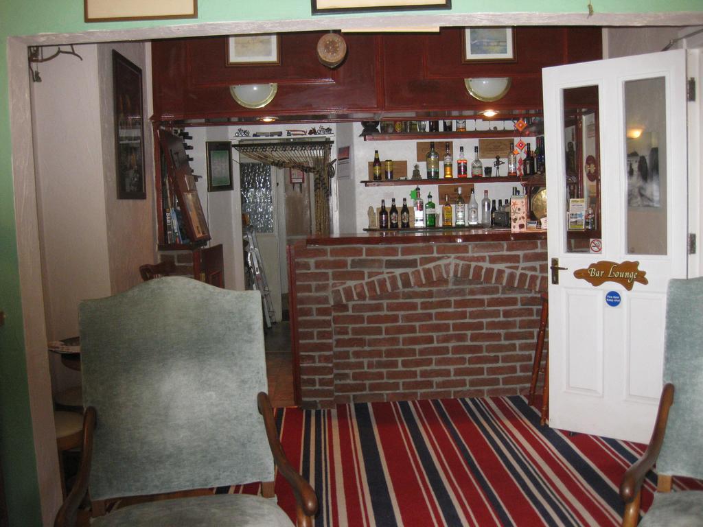 Acorns Guest House Combe Martin Esterno foto
