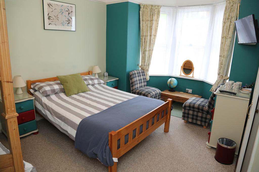 Acorns Guest House Combe Martin Esterno foto