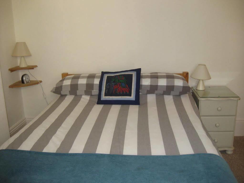 Acorns Guest House Combe Martin Esterno foto